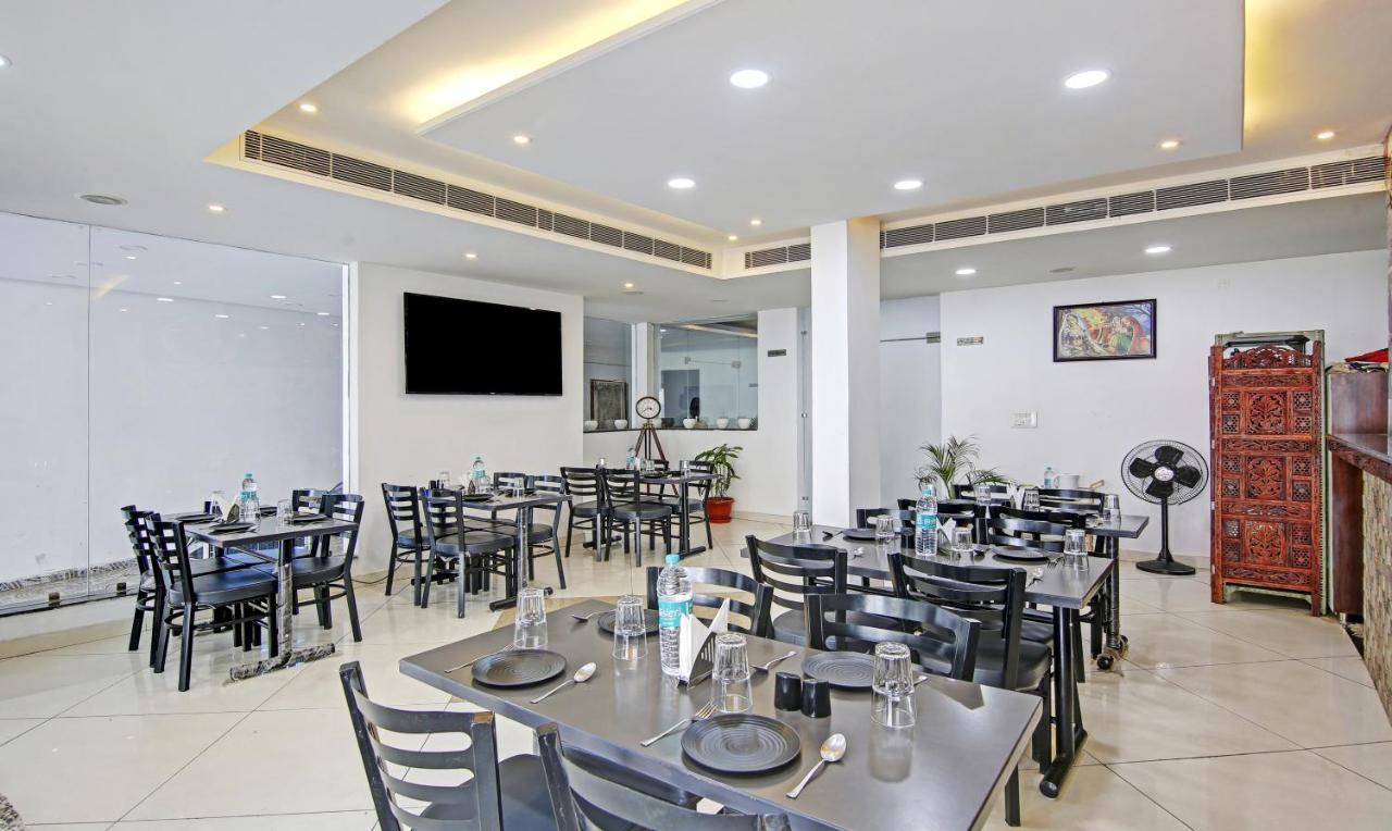 Treebo Royal Empire Adarsh Nagar, Chandigarh Hotel Ngoại thất bức ảnh